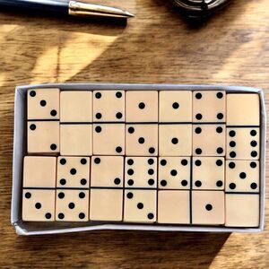 Vintage Butterscotch Dominoes Set of 28 2" x 1"x.4" Made in USA